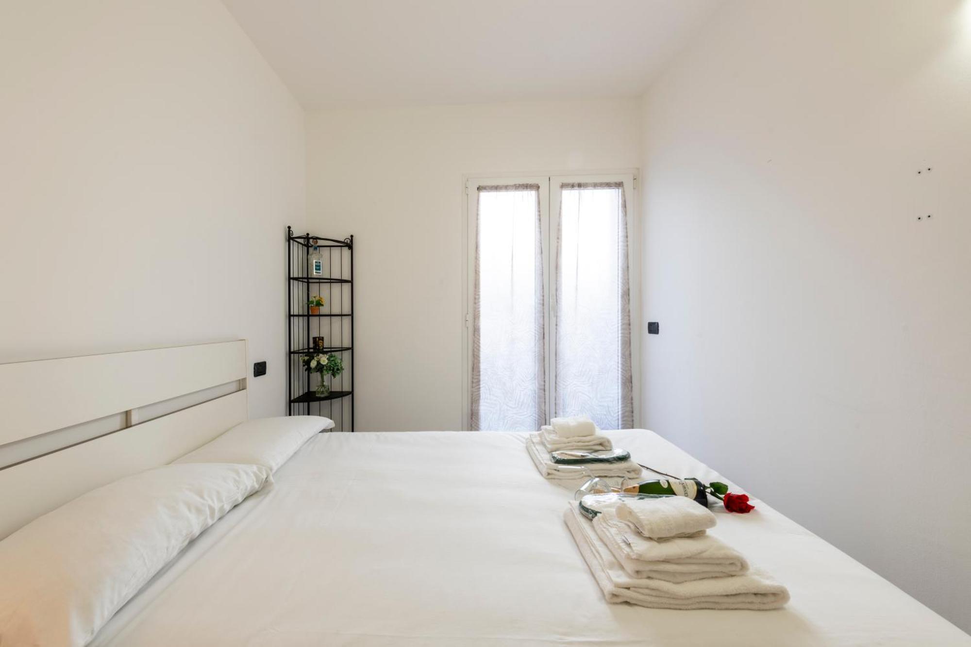 Bnbutler - Archimede 53 - Bright Studio Milan Bagian luar foto